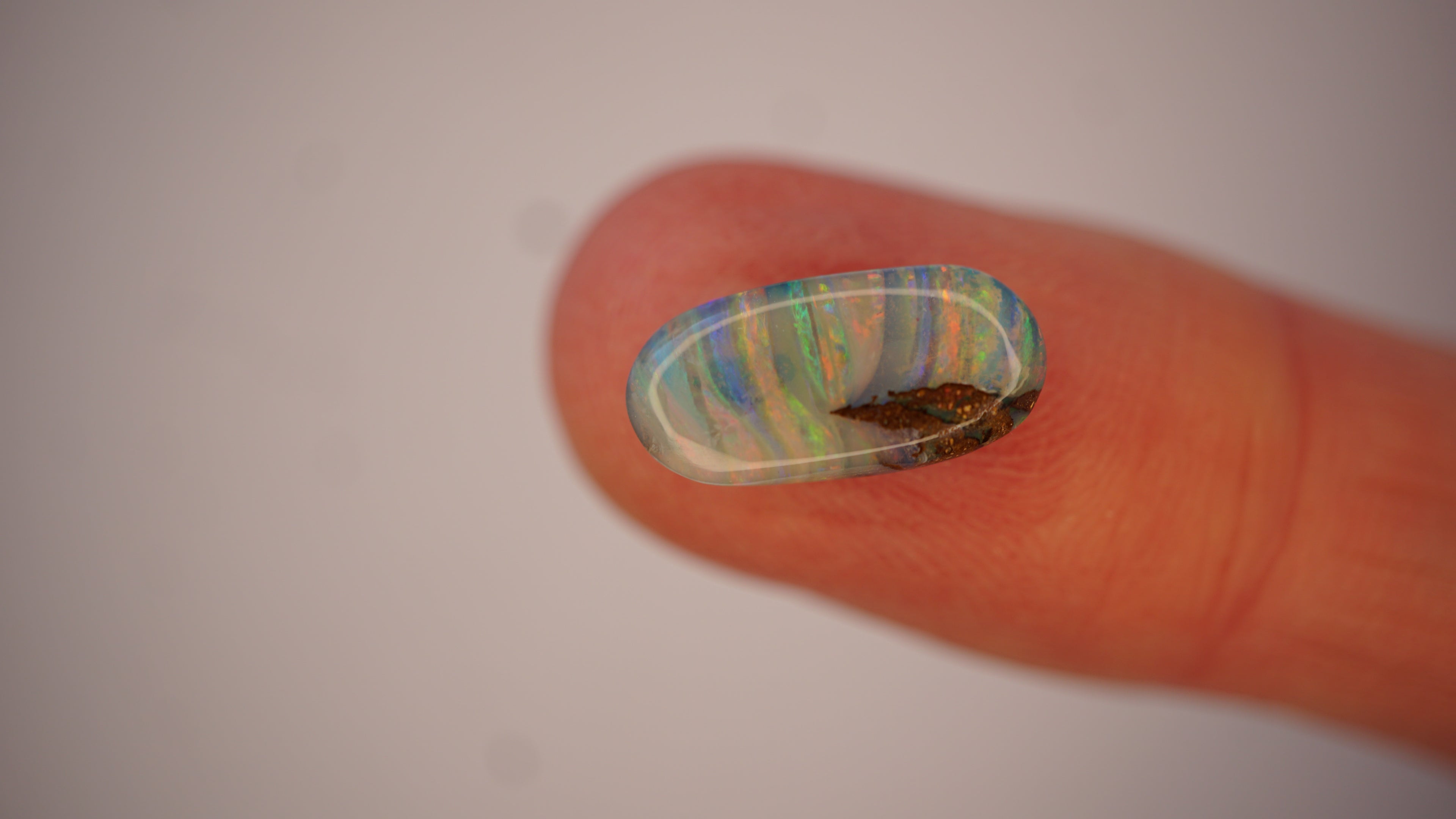 2.4 ct Boulder Opal - Multicolour Linear Colour Banding