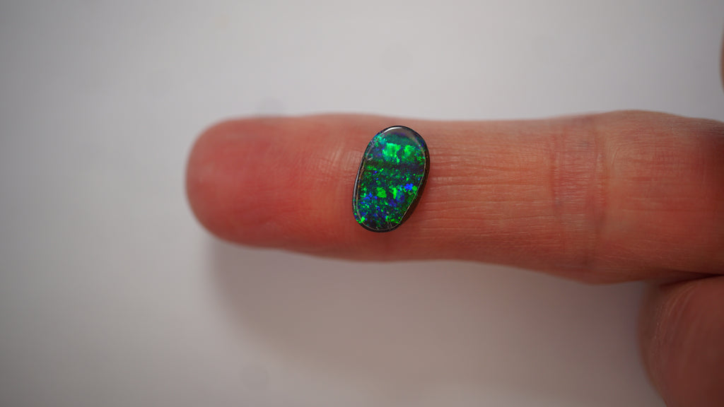 2.6 ct Electric Green Boulder Opal with Wide Viewing Angle