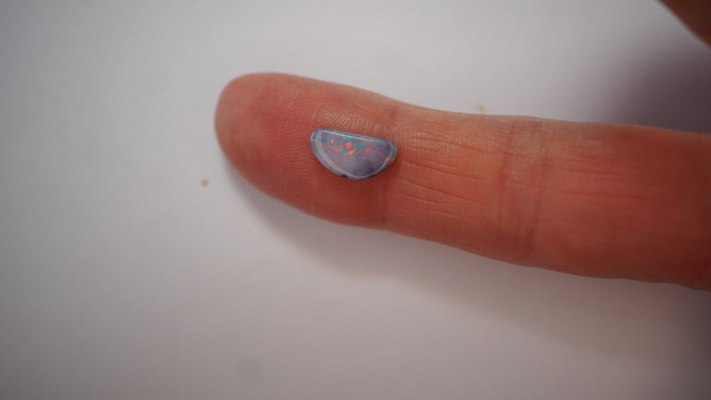 1.8 ct White Boulder Opal - Pink Pinfire Coverage
