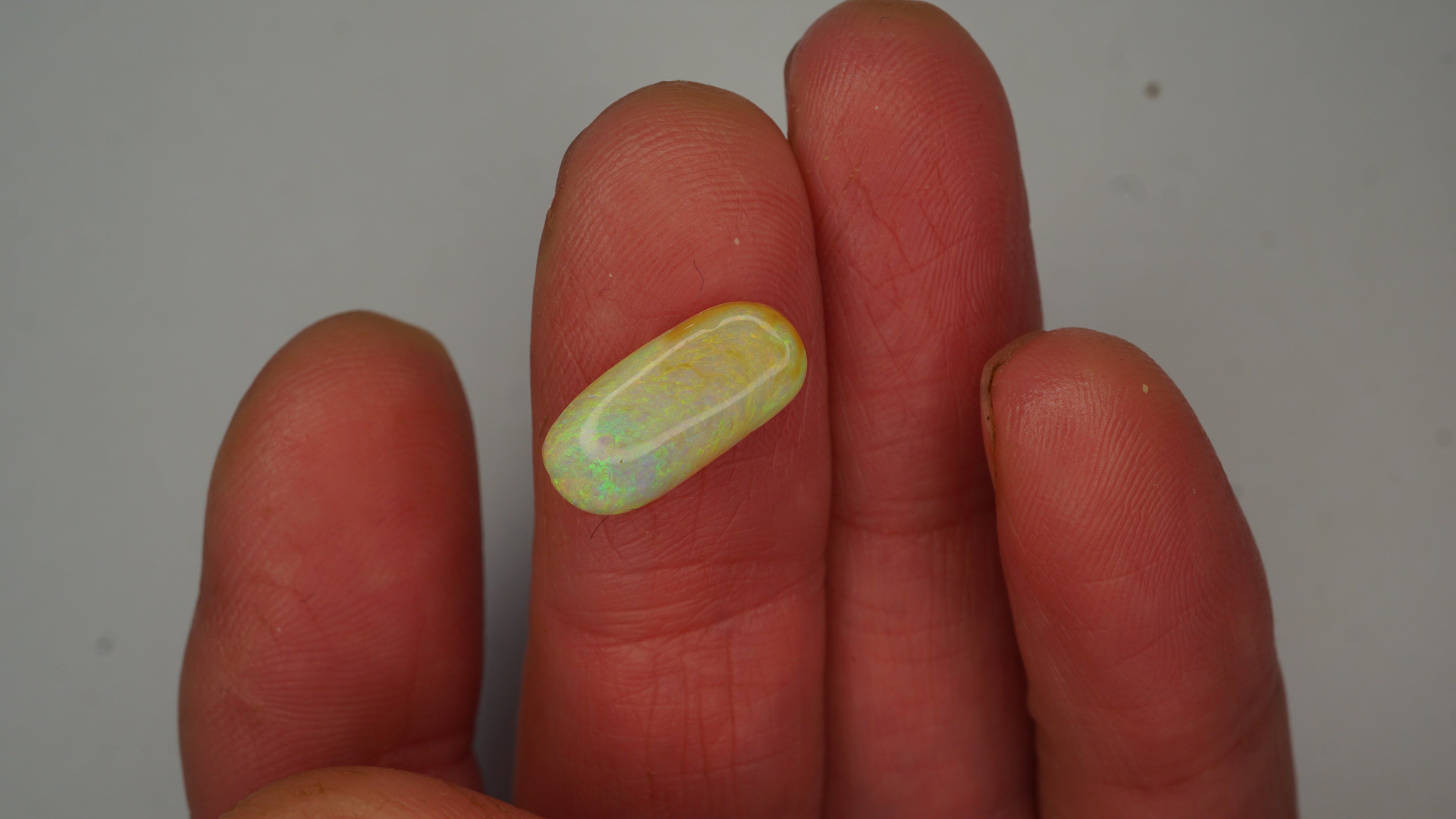 2.8 ct Crystal Opal - Green & Blue Internal Colour Play