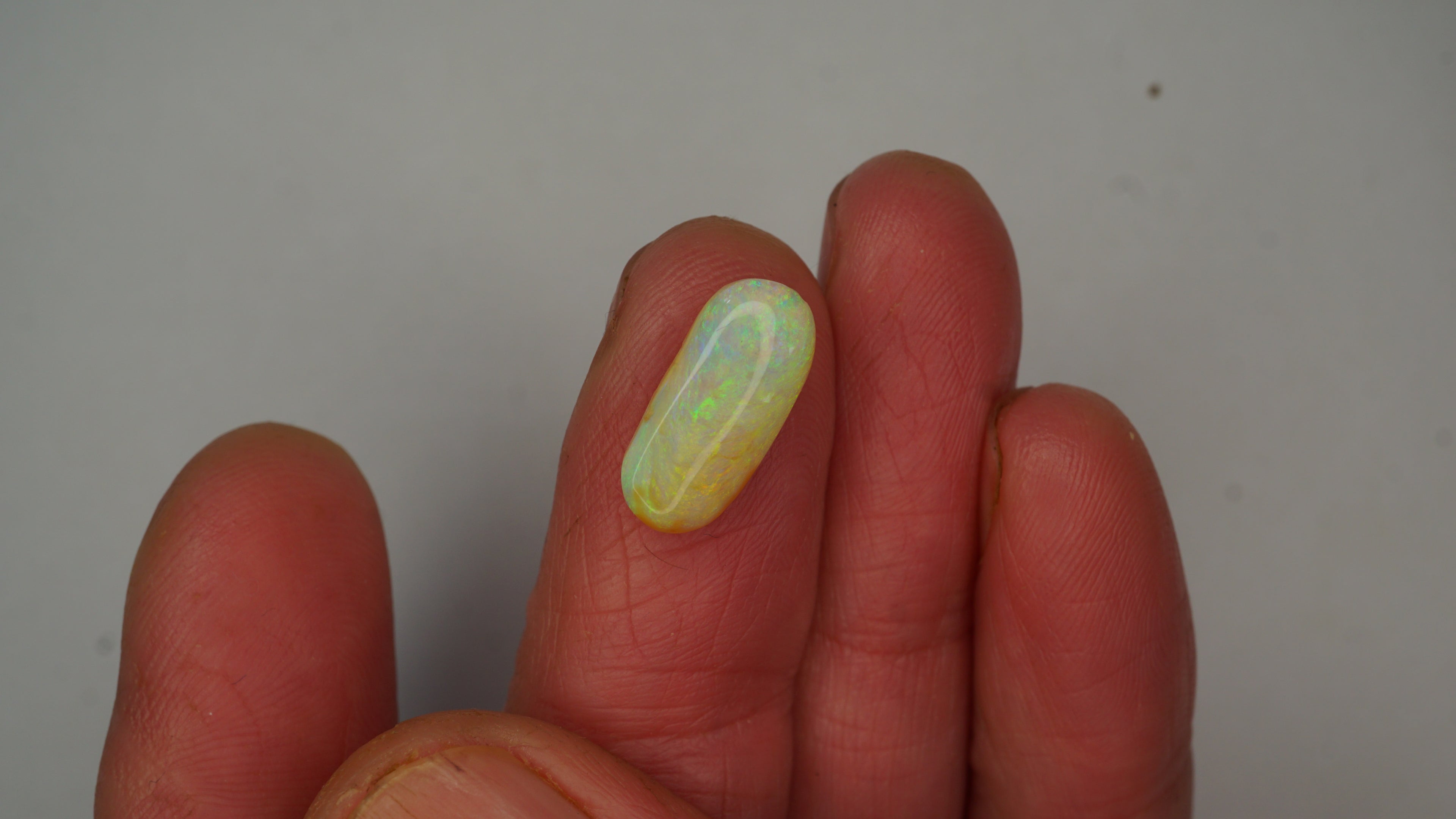 2.8 ct Crystal Opal - Green & Blue Internal Colour Play