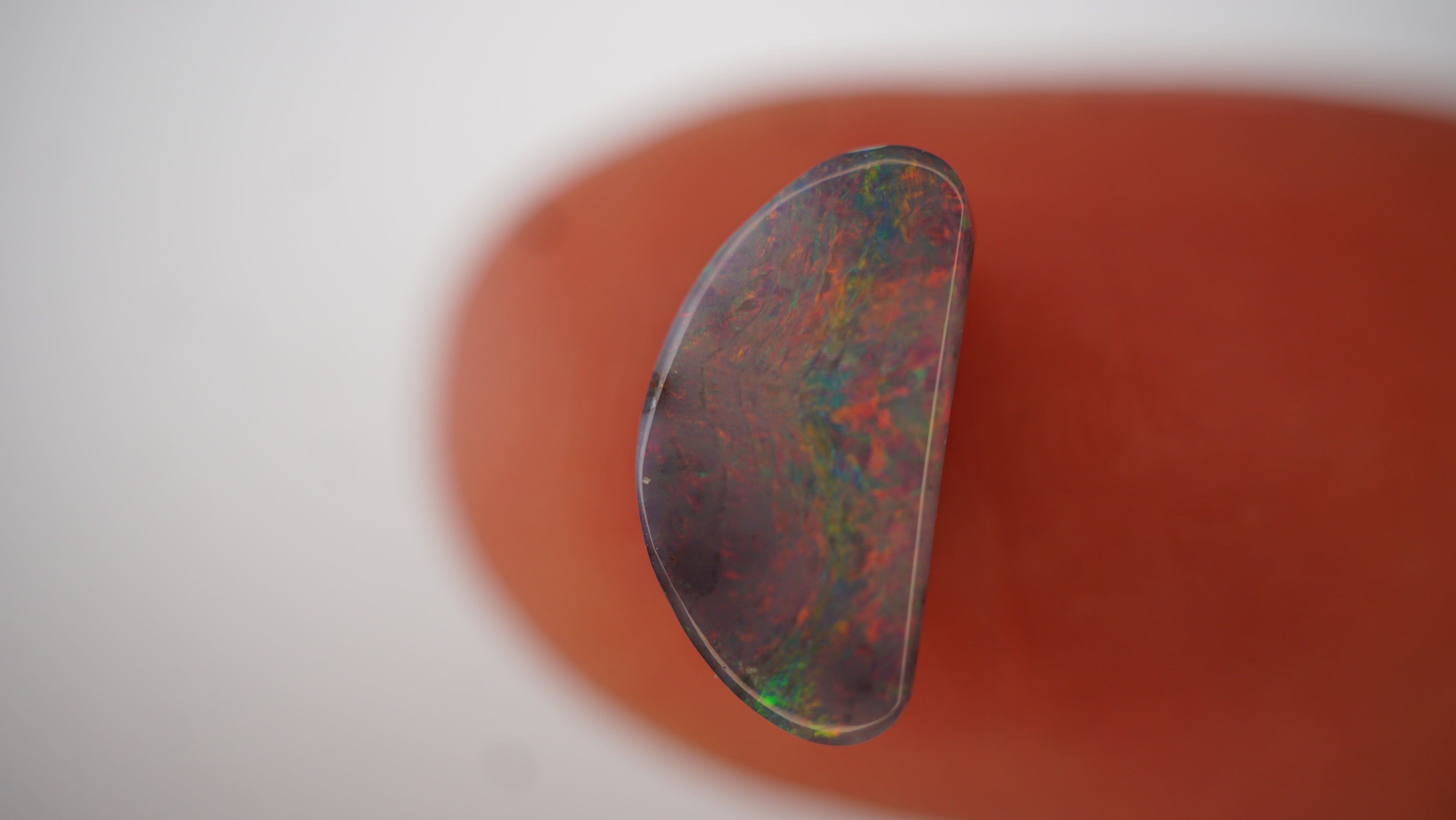 1.8 ct White Boulder Opal - Pink Pinfire Coverage