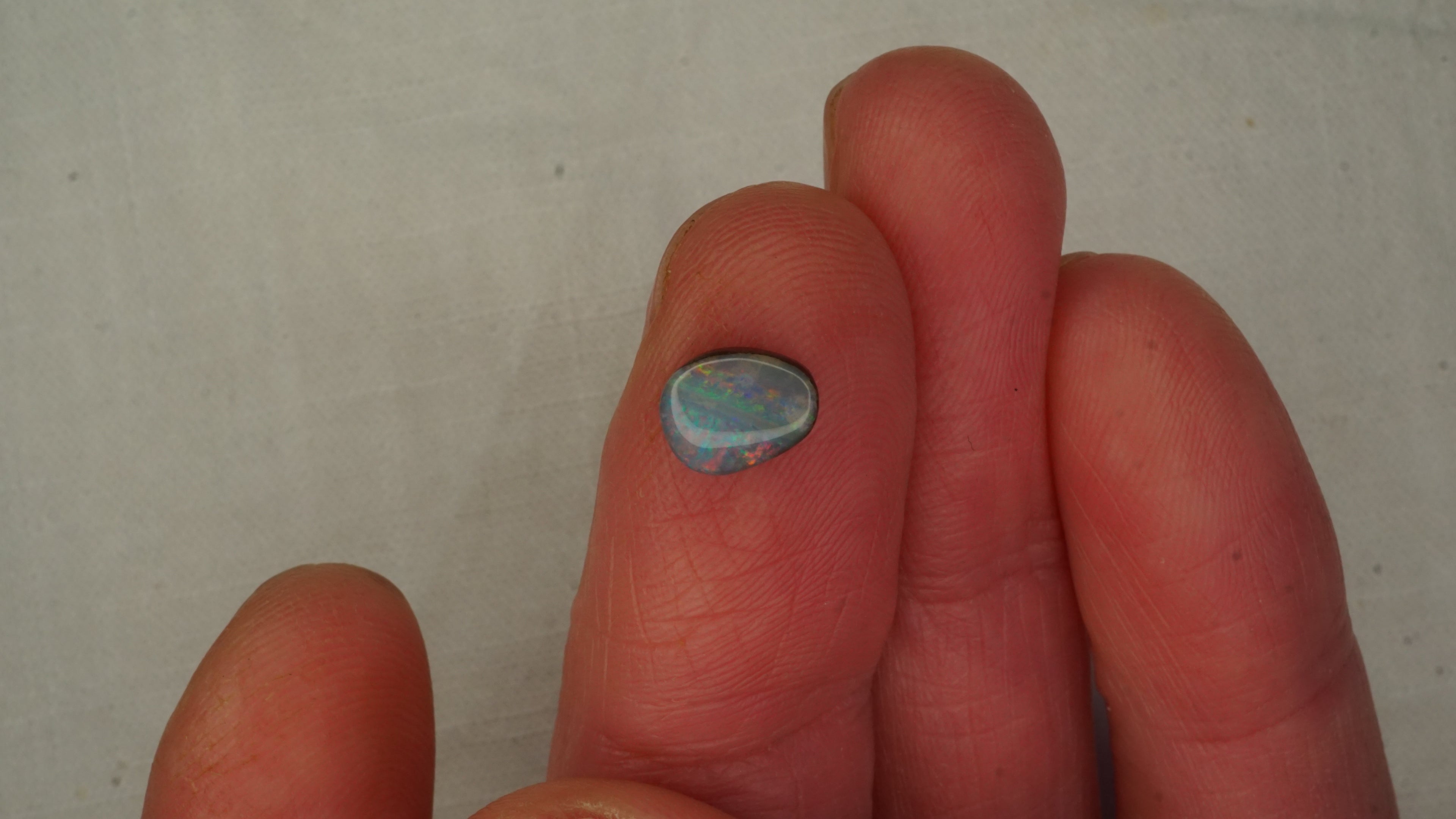 1.4 ct Light Blue Boulder Opal - Multicolour Streaked Play