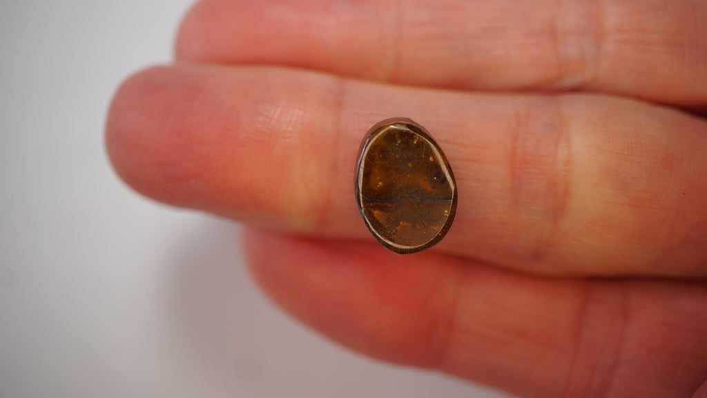 5.4 ct Blue-Green Boulder Opal - Rolling Straw Pattern