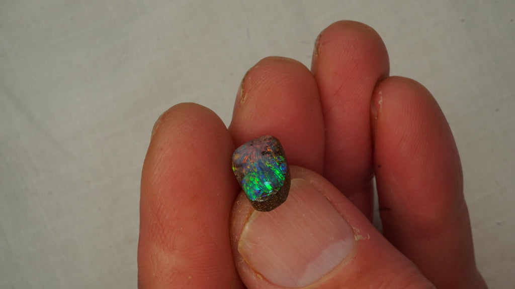 4.0 ct Boulder Opal - Green, Blue & Violet Flash