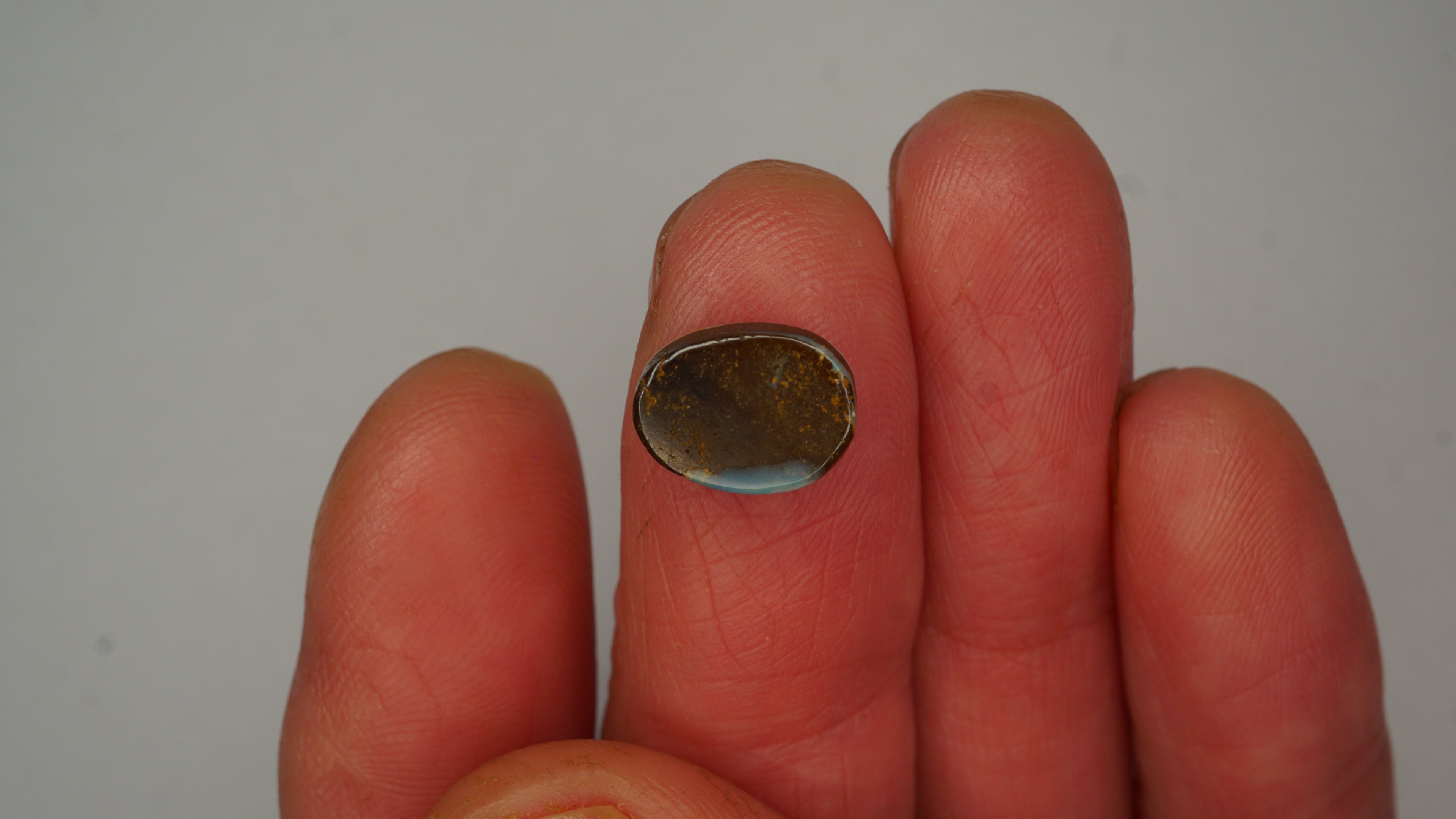 3.2 ct White Boulder Opal - Multicolour Flash Streak