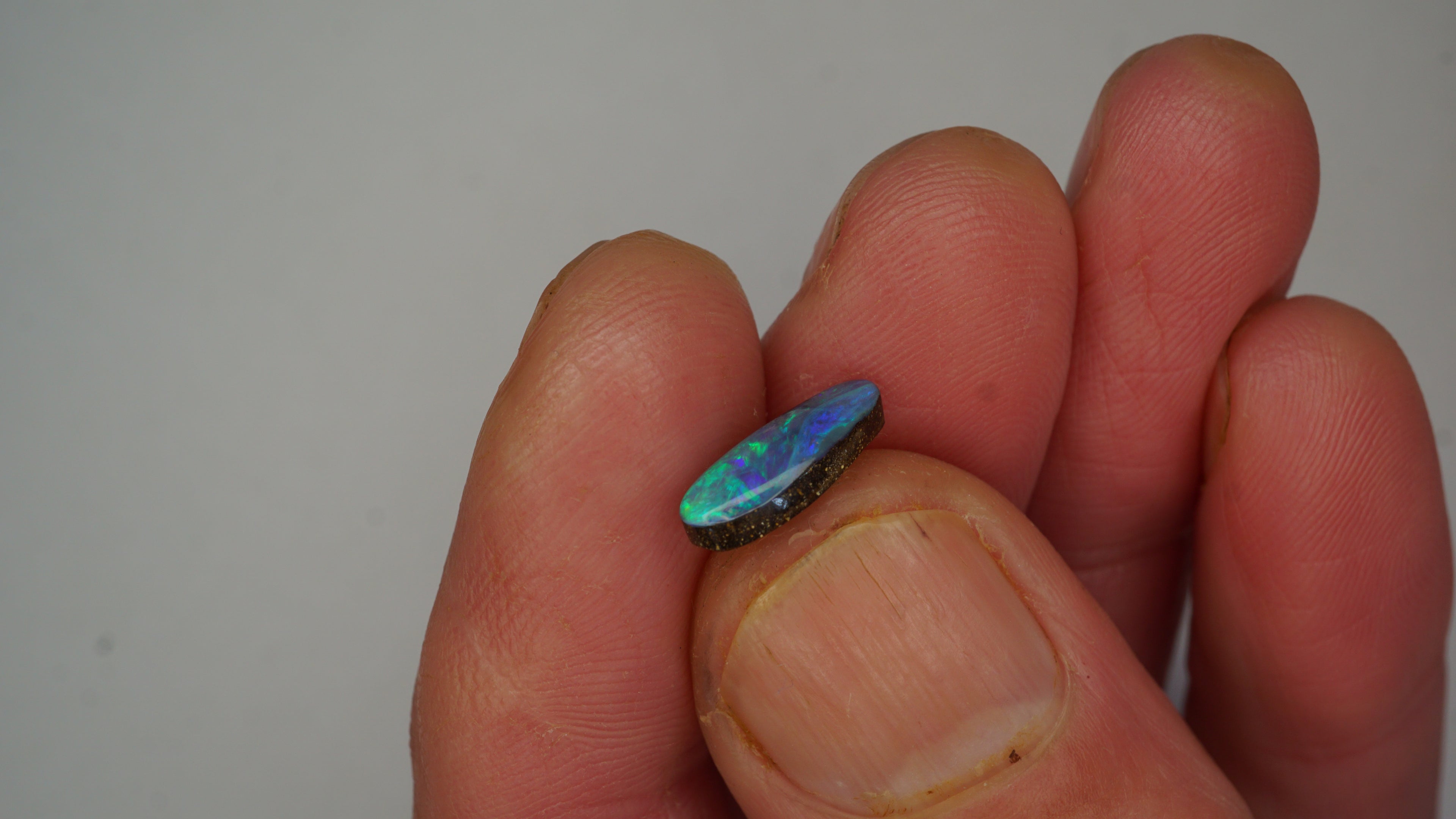 1.8ct Boulder Opal - Green Chaff Pattern on Blue Host Body Tone