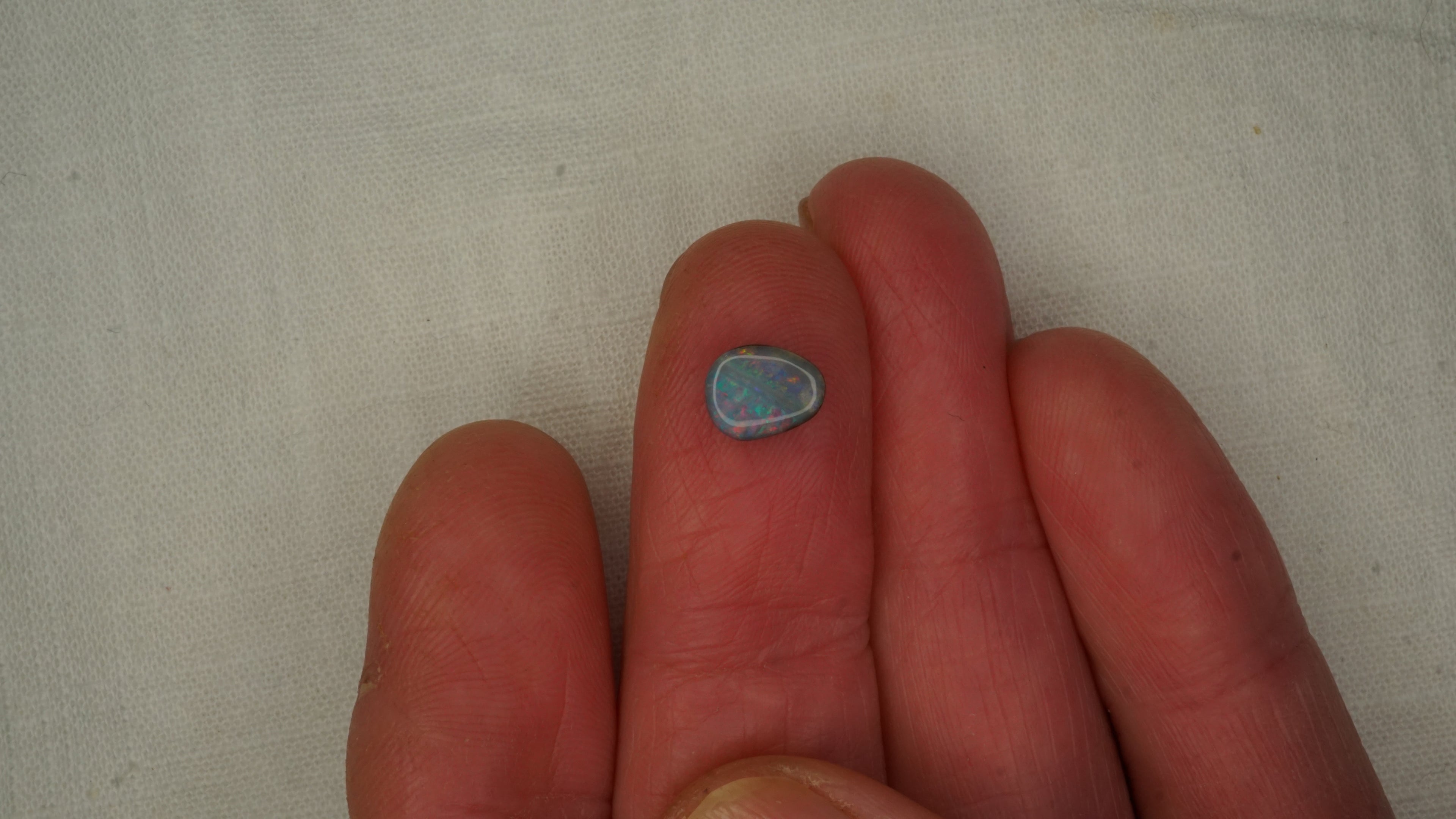 1.4 ct Light Blue Boulder Opal - Multicolour Streaked Play