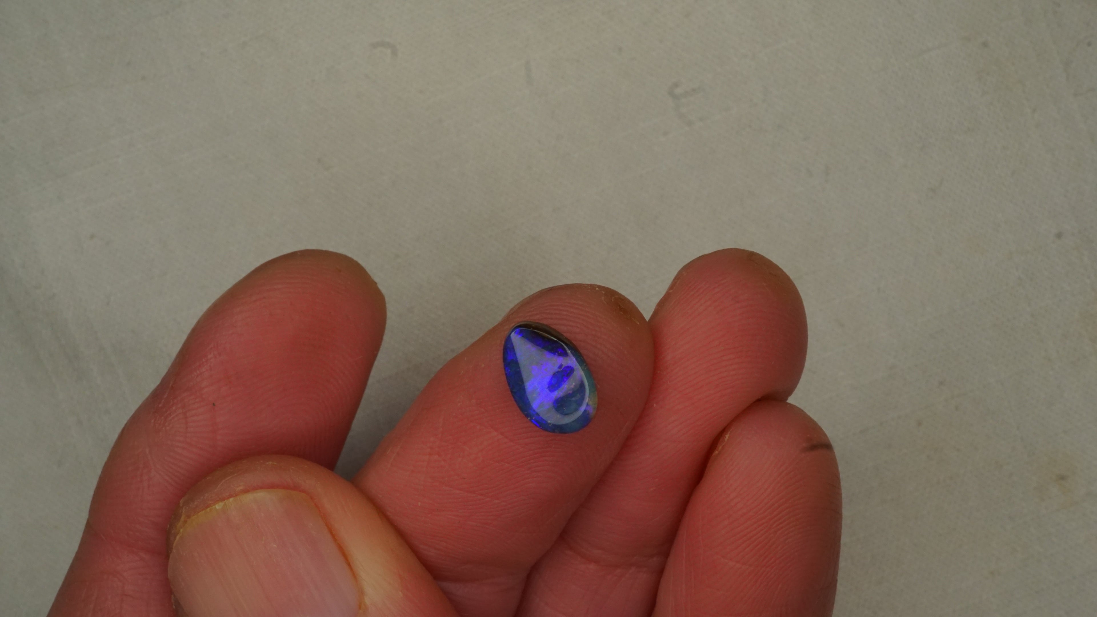 1.1 ct Blue Boulder Opal - Broad Rolling Flash
