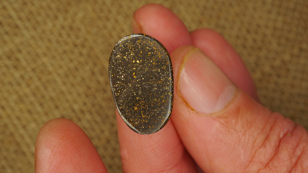 8.8ct Boulder Opal - Blue-Green Play with Light Purple Band on Natural Host Body Tone - Polished Boulder Opal (8.8ct)