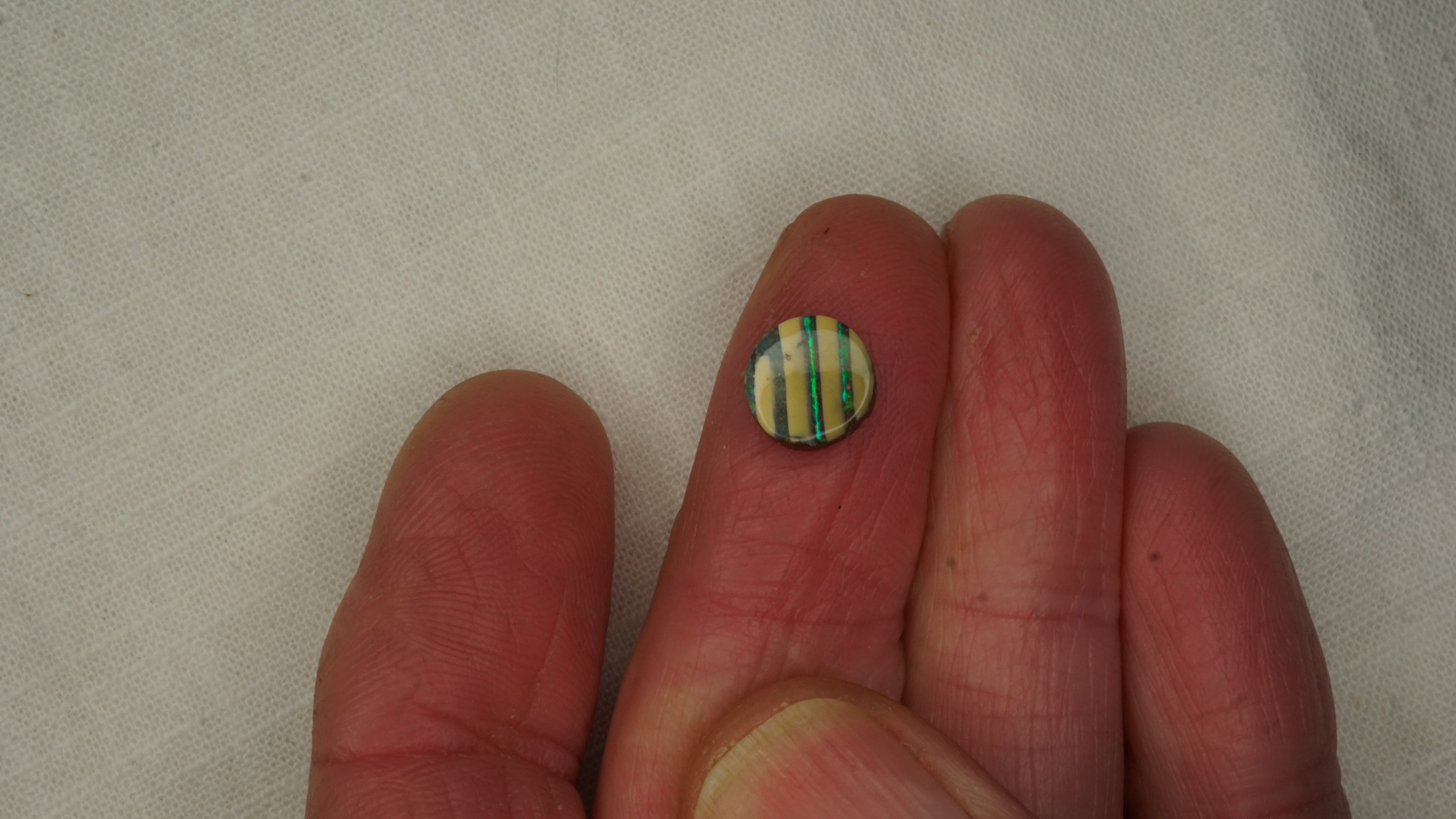 1.9 ct Boulder Opal - Cream-Toned Stripes with Green Vein