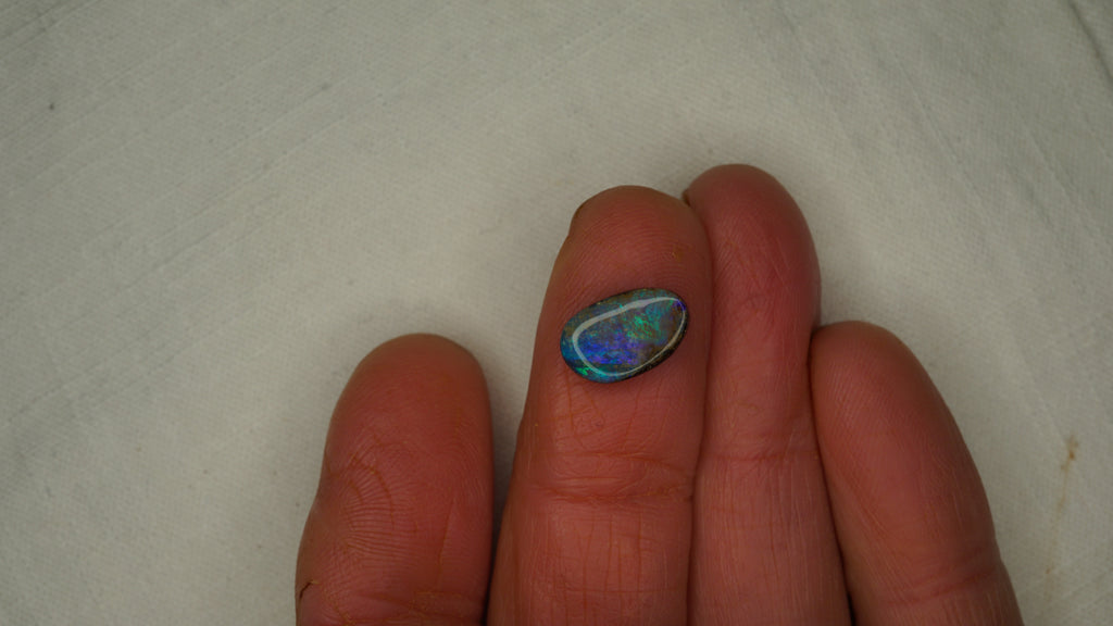 3.5ct Boulder Opal - Green & Blue Play on Blue Host Body Tone
