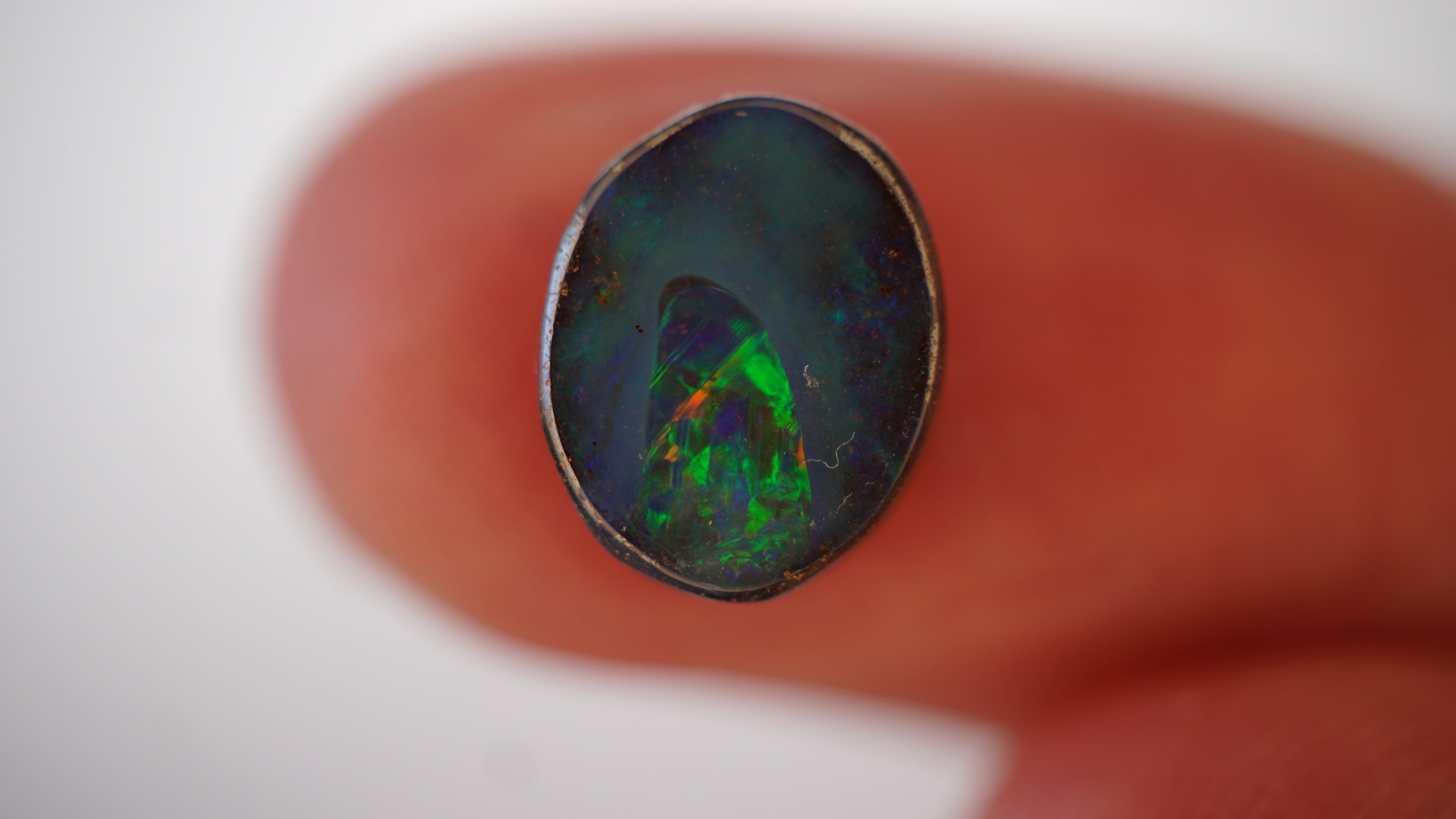 2.5 ct Blue Boulder Opal - Green, Blue & Gold Feature Pocket