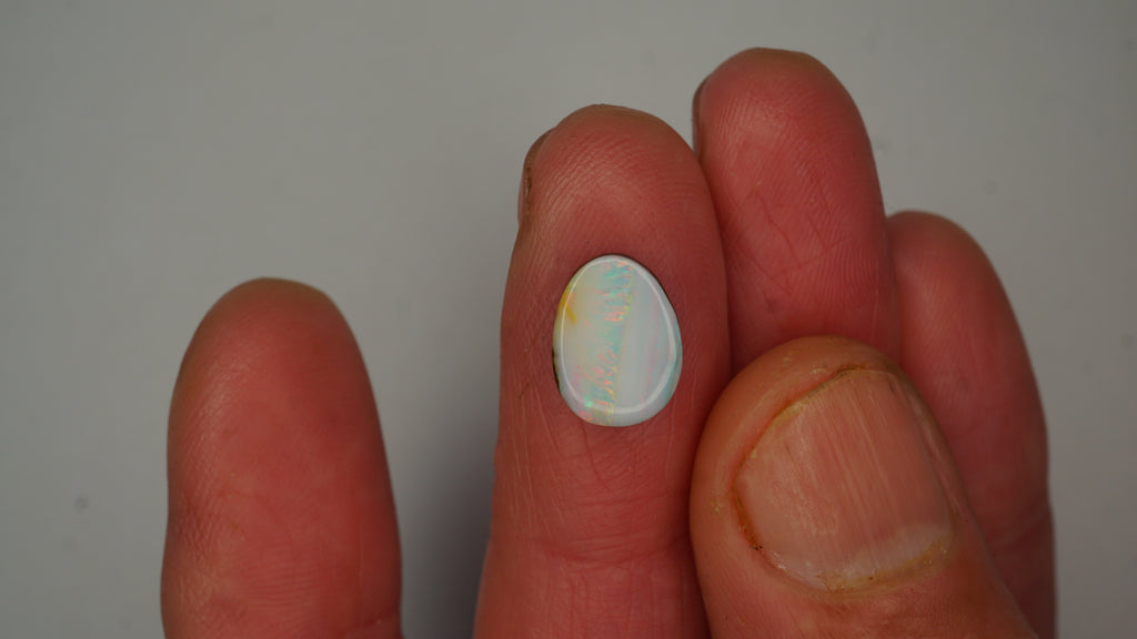 3.2 ct White Boulder Opal - Multicolour Flash Streak