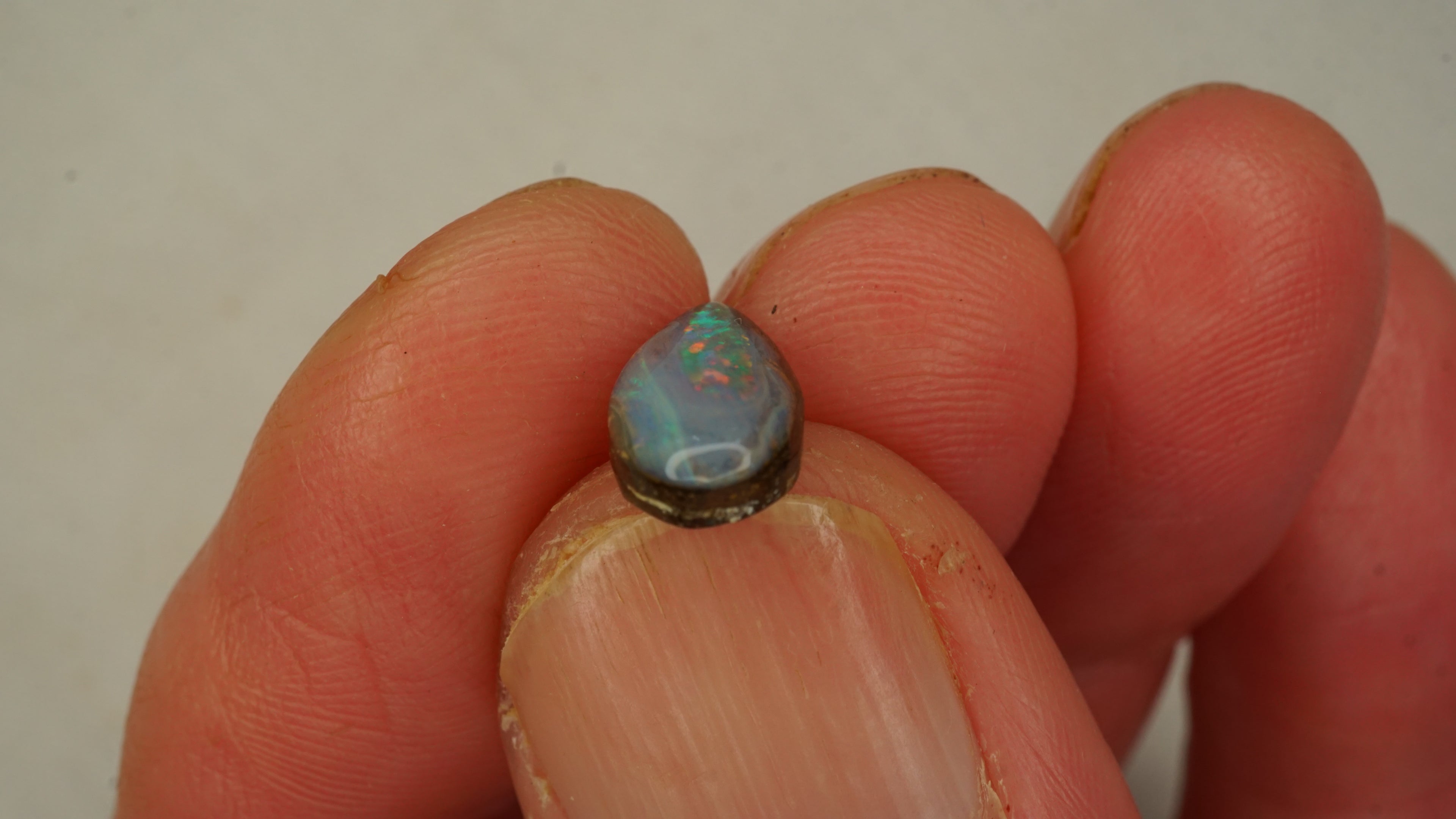 2.1ct Smoky Purple Boulder Opal