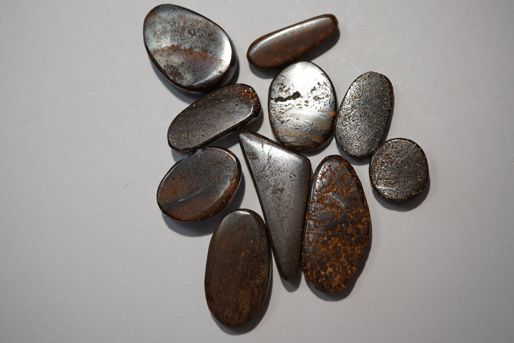 Bench Parcel - Green & Blue Selection - 10 Stone Boulder Opal Lot (35.2ct Total)